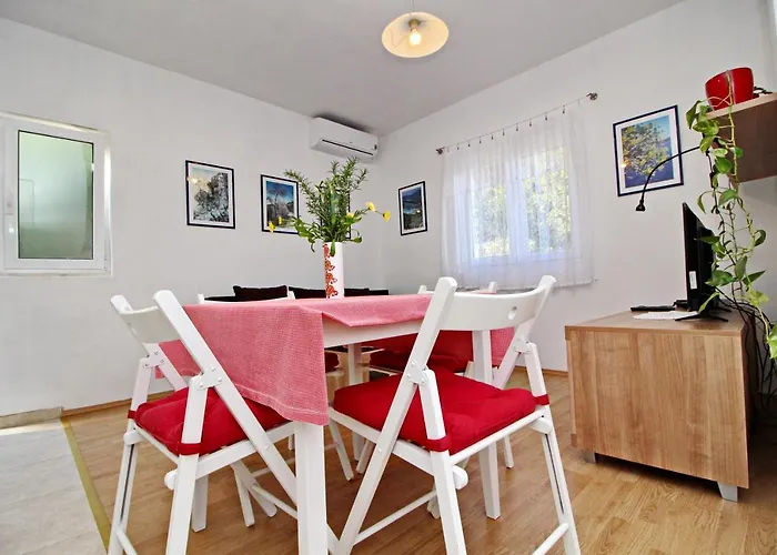 公寓 Nodilo Polače